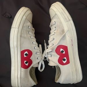 Men’s Comme des Garcons Play Converse white sneakers, size 9
